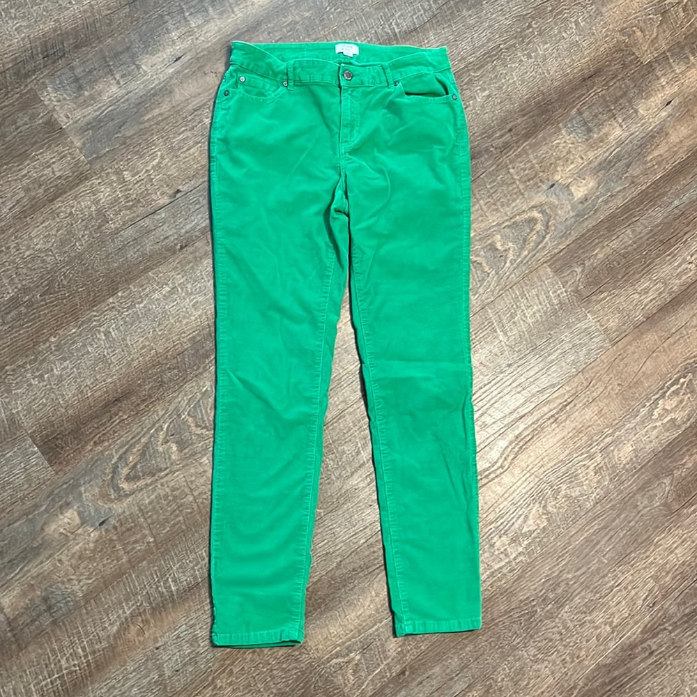 Green Crown and Ivy corduroy skinny leg pants